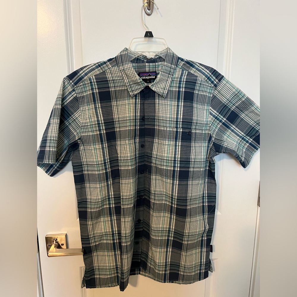 Patagonia, medium dress shirt, green and blue
